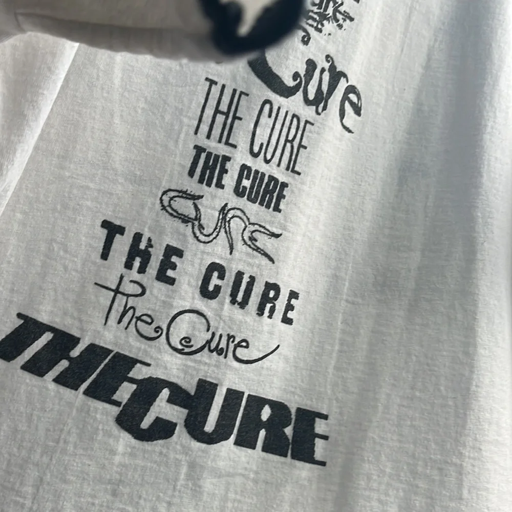 💥RARE Vintage 90’s The CURE White Ringer - Picture 12 of 16